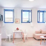 Three Art House, Floor Open Plan Studio, Open Plan Art With Front Yard In Fiszkárdo