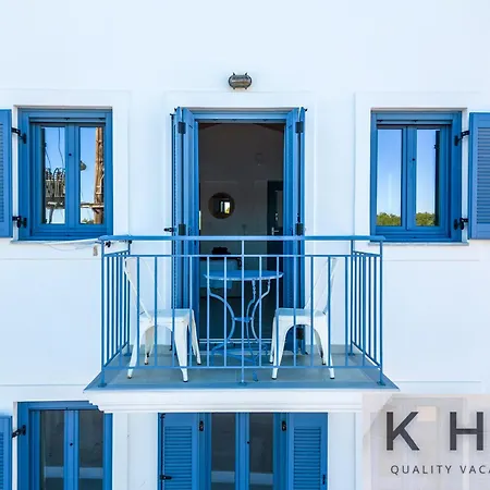 Three Art House, Floor Open Plan Studio, Open Plan Art With Front Yard In Φισκάρδο