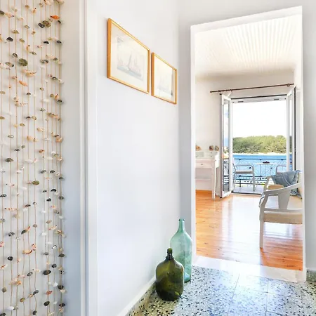 Three Art House, Floor Open Plan Studio, Open Plan Art With Front Yard In *