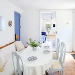 Apartamento Three Art House, Floor Open Plan Studio, Open Plan Art With Front Yard In *