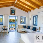 Apartamento Three Art House, Floor Open Plan Studio, Open Plan Art With Front Yard In